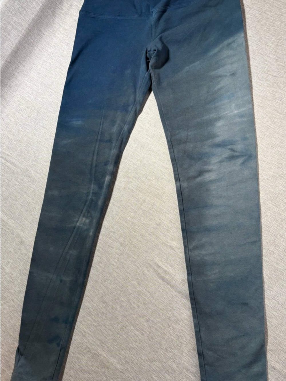Hard Tail Navy Blue Leggings with Red Logo - Picture 3 of 4